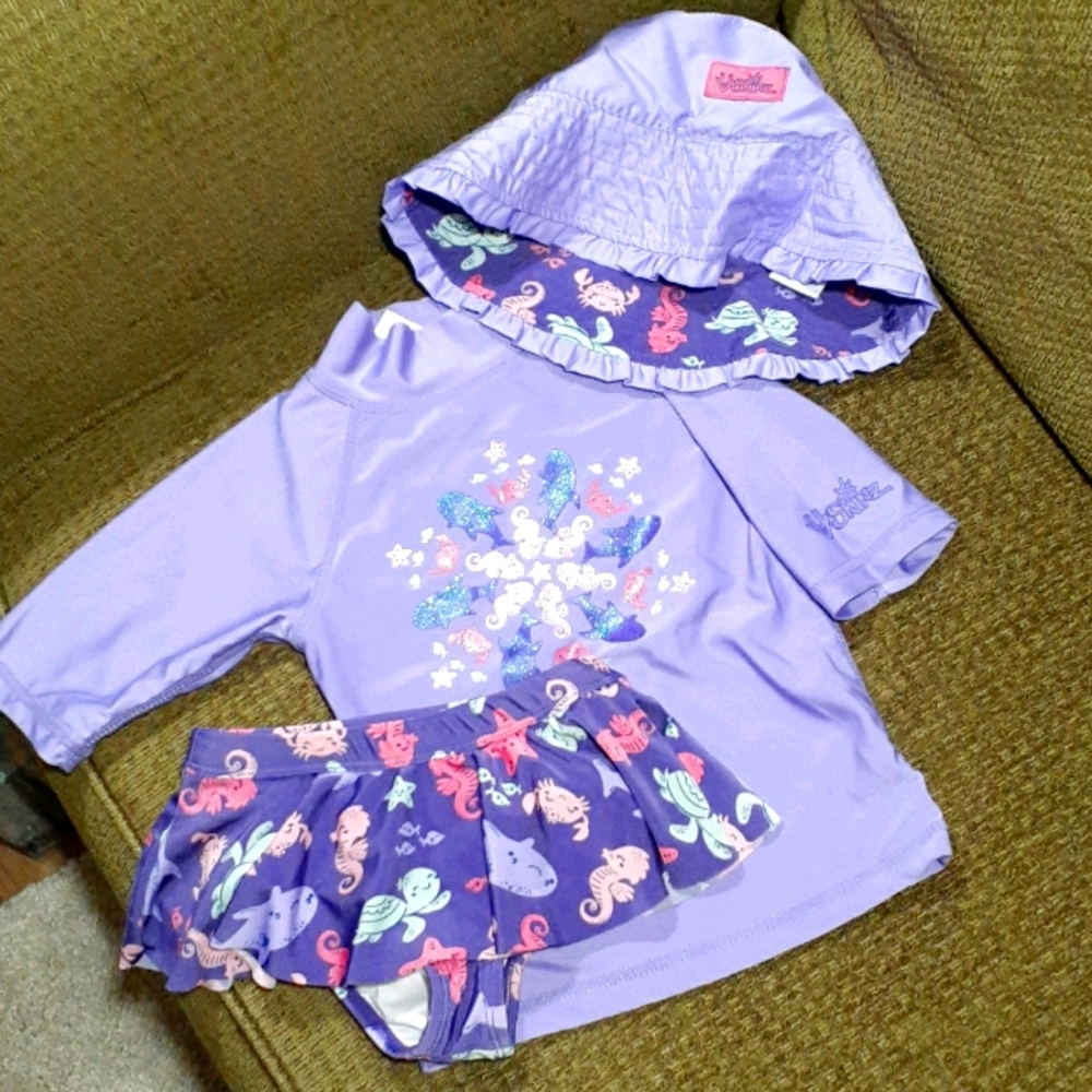 Barely worn 3T swimsuit